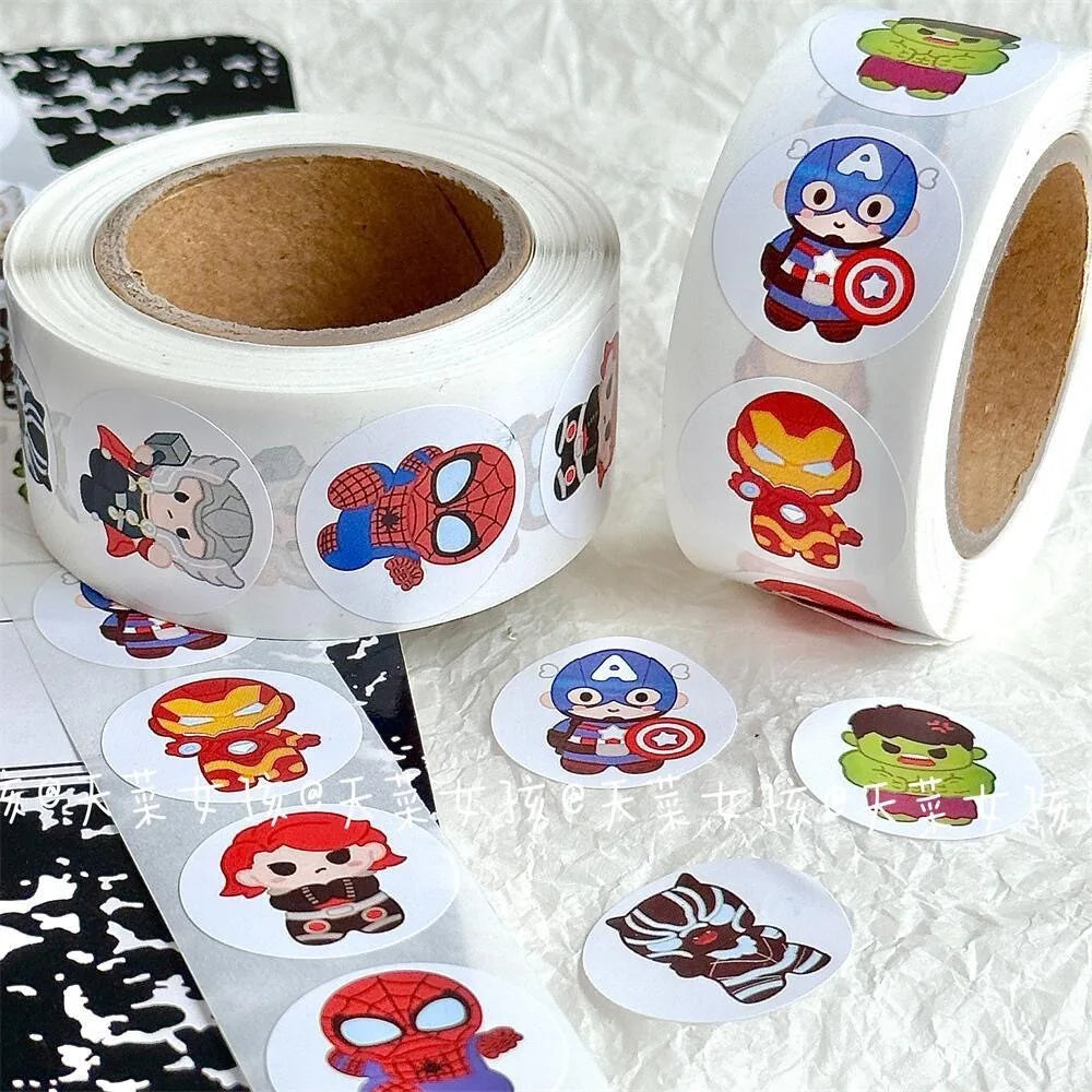 Rolo de Adesivos Vingadores: 500 Unidades Kawaii para Decorar!