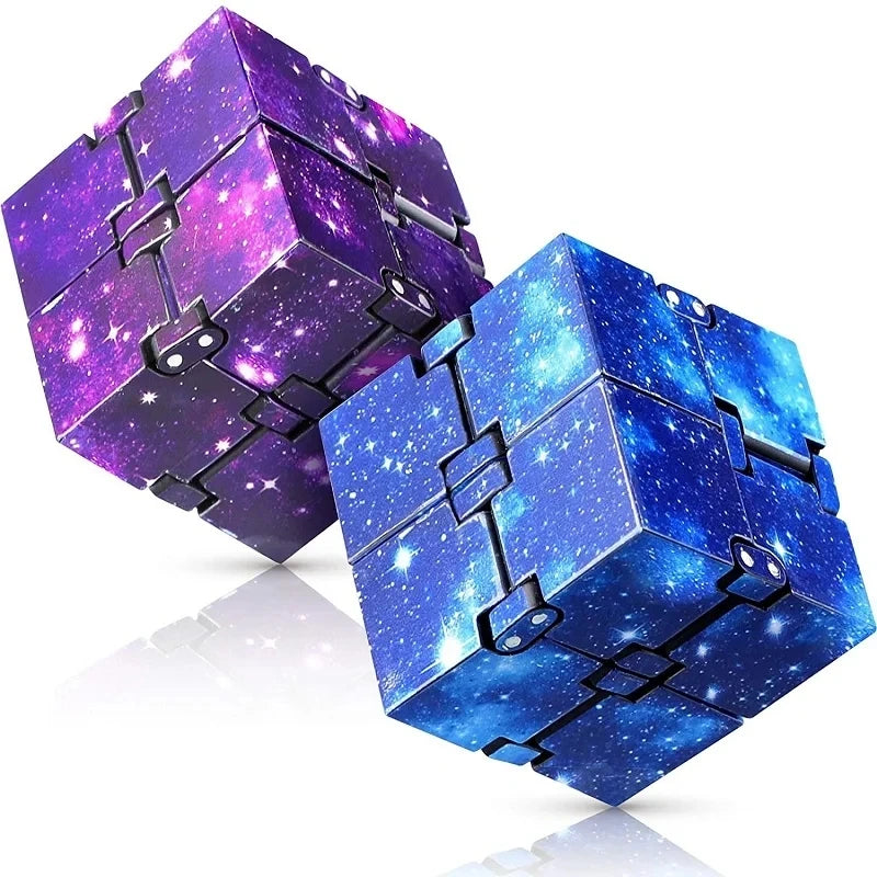Cubo Infinito OPFY: Foco e Relaxamento em Suas Mãos!
